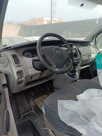 OPEL VIVARO SENZA MOTORE 