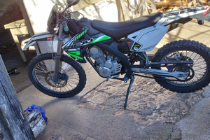 Moto RIEU 125 MRT RANCING