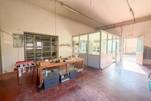 MAGAZZINO A DOLZAGO
