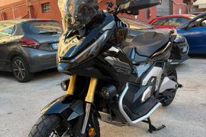 Honda x-Adv 750 Travel edition