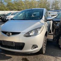 MAZDA 2 DEL 2011 PER RICAMBI