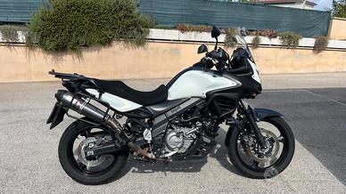V-Strom 650 2012 Tris Givi Trekker Faretti LED