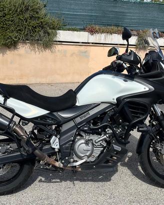 V-Strom 650 2012 Tris Givi Trekker Faretti LED