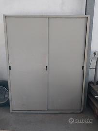 Armadio porte scorrevoli