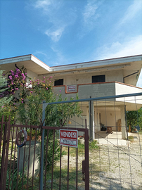 Appartamento +giardino e scantinato