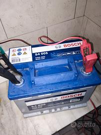 batteria Bosch 12 v 60 amp