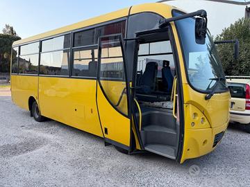 Scuolabus/ Iveco 49 posti
