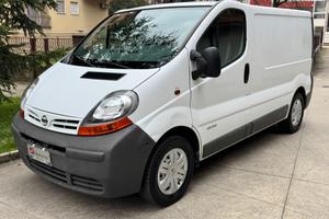 NISSAN Primastar V29 2.5 dci 140 L1H1 IVA COMPRESA