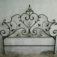 Testata letto matrimoniale