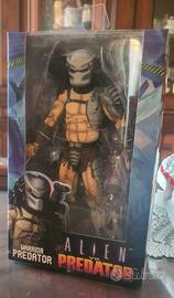 NECA Warrior Predator Arcade Videogame 8-bit
