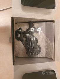 Deragliatore posteriore shimano xt m8000 11 veloci