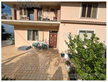 Appartamento Alanno [A4333385]