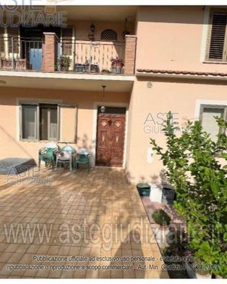 Appartamento Alanno [A4333385]