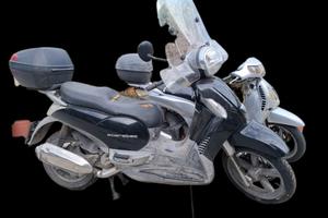 Beverly 125 + scarabeo 250 + sh 150