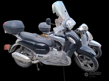 Beverly 125 + scarabeo 250 + sh 150