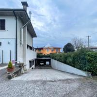 CAPANNONE A PUEGNAGO SUL GARDA