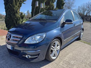 Mercedes-benz B 180 CDI BlueEFFICIENCY Premium