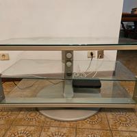 Tavolino porta TV in vetro e alluminio Ikea Svind