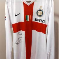 Maglia Inter Centenario ORIGINALE autografata Ibra
