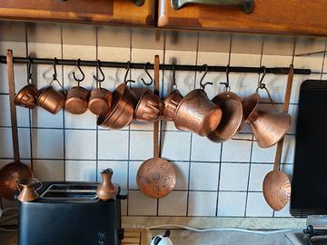 Utensili da cucina in rame 