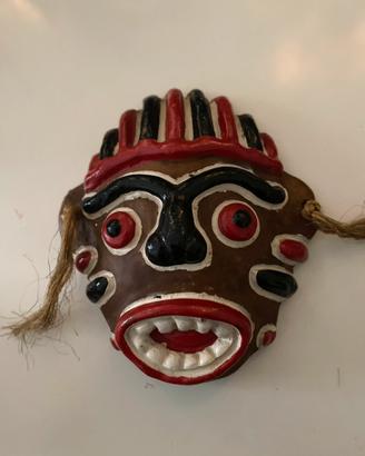 Maschera tribale in argilla, forse sud americana