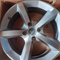 Cerchi in lega ARCASTING da 17", quattro fori