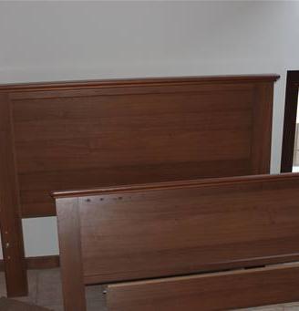 Letto in legni  1 piazza e mezzo