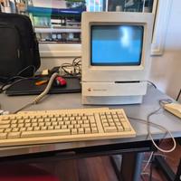 Macintosh classic apple 