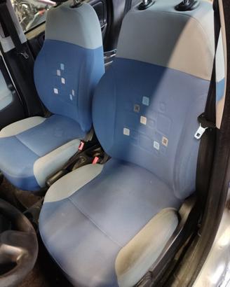 Sedile anteriore sx FIAT PANDA del 2012