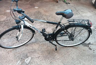 Bicicletta trekking uomo
