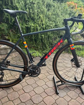 Bici trek checkpoint arl5 taglia 58