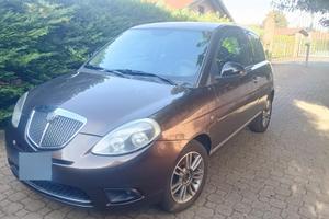 Lancia Y 1.2 benzina 2011