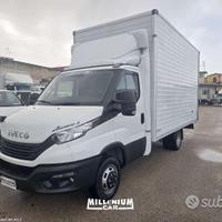 35-16 3000cc 2022 furgone mt 4,50