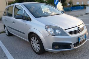 Opel Zafira 1.6 16V Twinport Cosmo