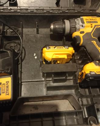 DEWALT DCD703