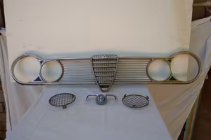 Mascherina Alfa Romeo Giulia anni 70