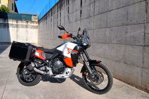 Yamaha tènèrè world raid 700