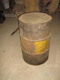 Botte ferro vecchia per olio o nafta 230 litri