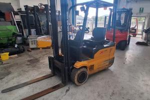 carrello elevatore xe 18/3 18 quintali