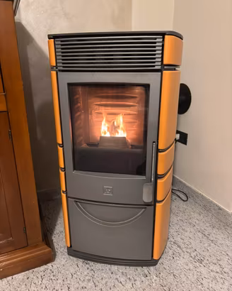 Stufa a pellet EDILKAMIN