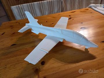 Aereo MB-339 'PAN realizzato in diverse scale