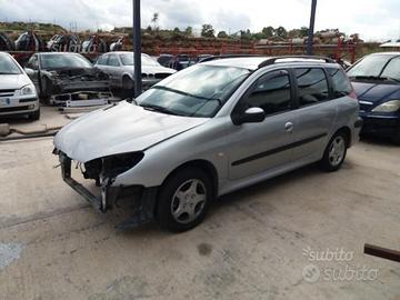 Peugeot 206 SW 1400 hdi 2.0.0.4 RICAMBI