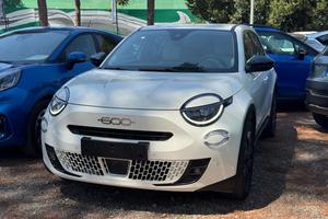 FIAT 600 Hybrid LA PRIMA 1.2cc 100cv AUT. NAVI.