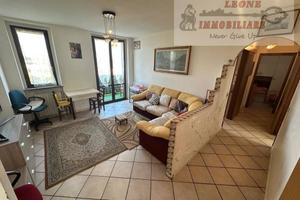 Appartamento di 90 m² con 3 locali e box auto dopp