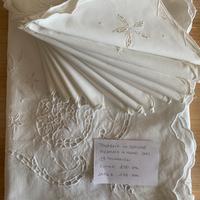 Tovaglia ricamata intaglio