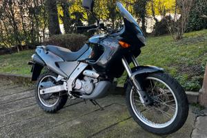 Aprilia Pegaso 650 Cube 1998 28.000 km. 798€