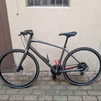 Specialized Sirrus bici ibrida fitness