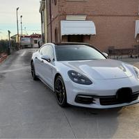 Porsche Panamera, 4 Hybrid