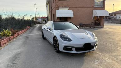 Porsche Panamera, 4 Hybrid