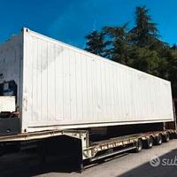 Container di diverse dimensioni e tipologia